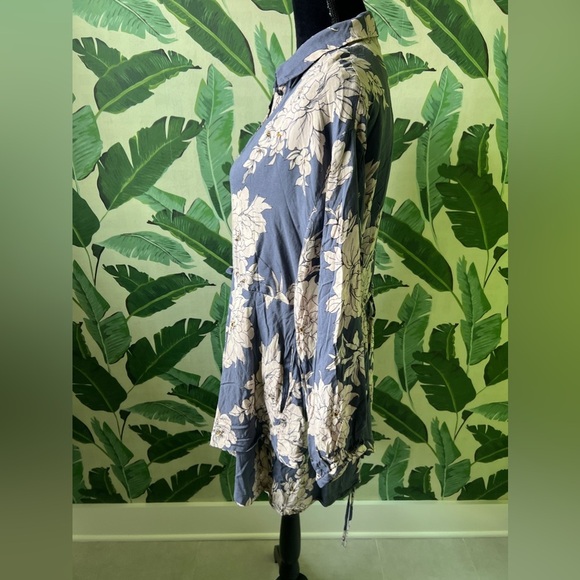 Free people long sleeve blue floral shake it mini dress buttons tie back size S - Picture 8 of 11